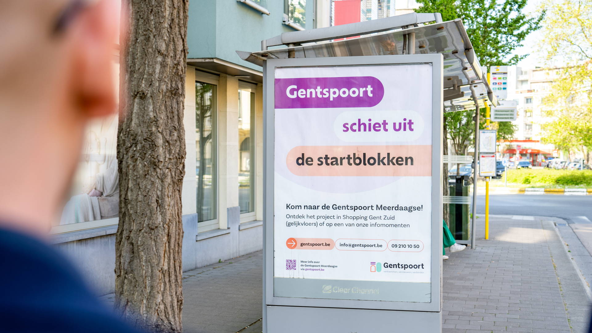 Gentspoort grafische producties. Clear Channel bushalte.